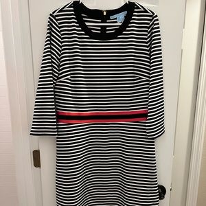 EUC Draper James Dress in Size Large